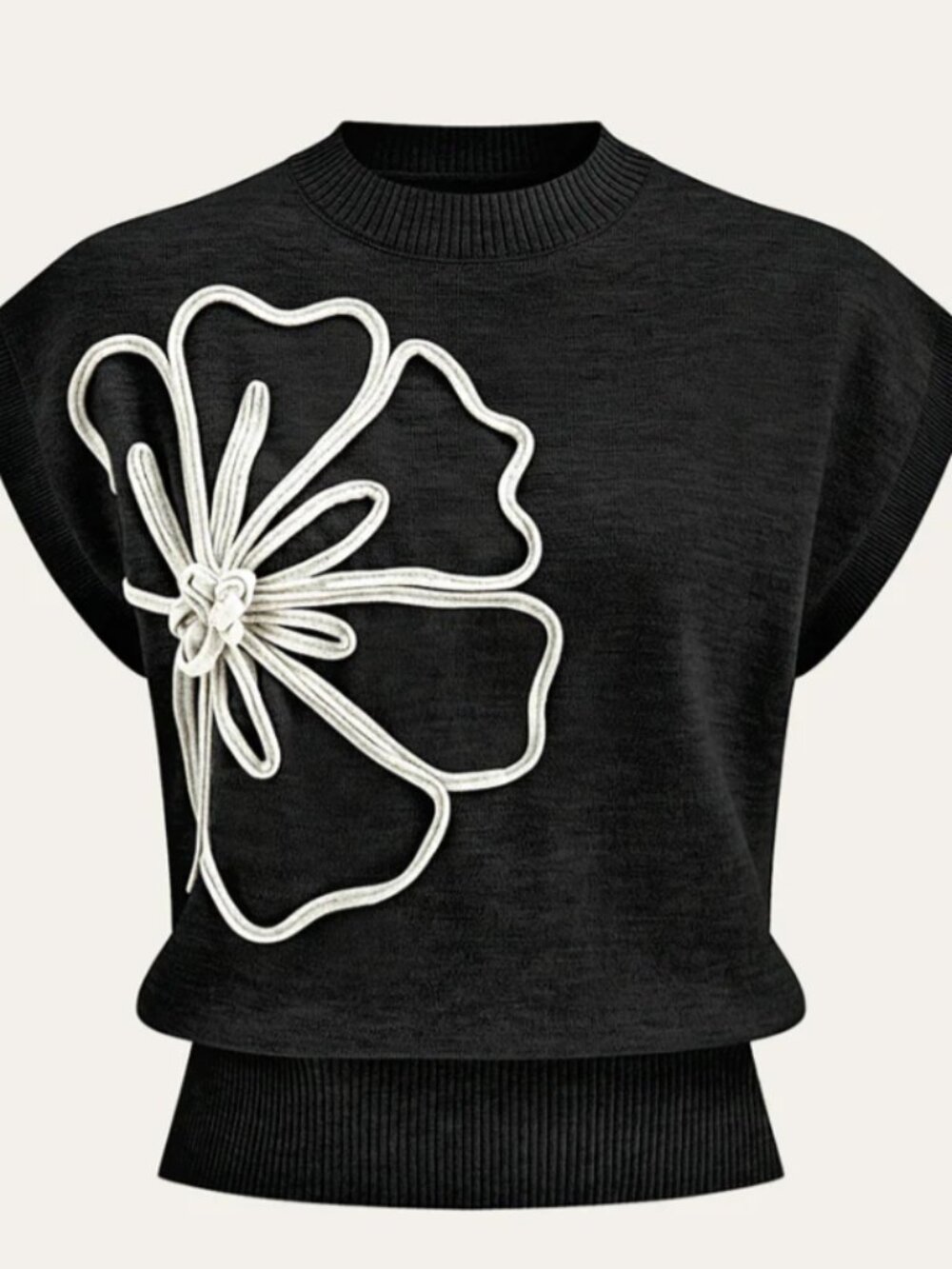 Commense Flower Applique Cap Sleeve Knit Top in Black and White Size L